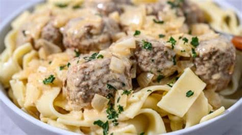 How many calories are in swedish-style meatballs w/egg noodles mixed vegetables - calories, carbs, nutrition