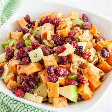 How many calories are in sweet potato and apple salad deli shaker - calories, carbs, nutrition