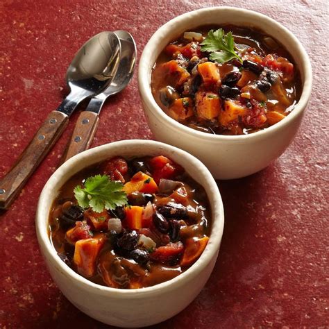 How many calories are in sweet potato and black bean chili - calories, carbs, nutrition