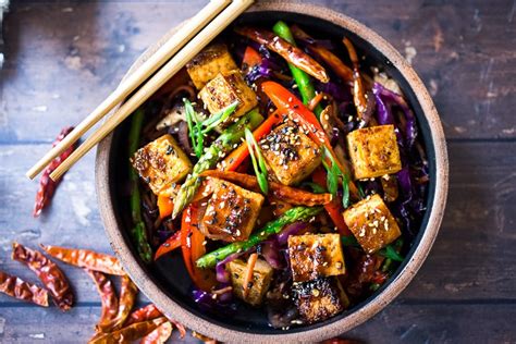 How many calories are in szechuan tofu - calories, carbs, nutrition