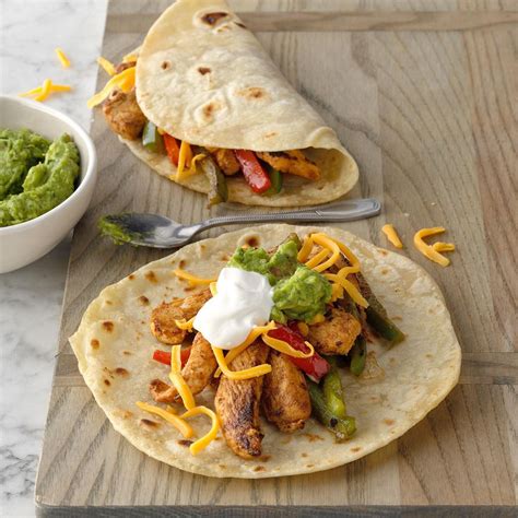 How many calories are in tacos soft chicken fajitas 2 ea salsa - calories, carbs, nutrition