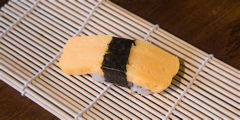 How many calories are in tamago roll - calories, carbs, nutrition