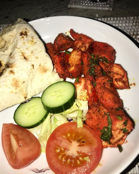 How many calories are in tandoori chicken - calories, carbs, nutrition