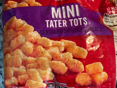 How many calories are in tator tots medium - calories, carbs, nutrition