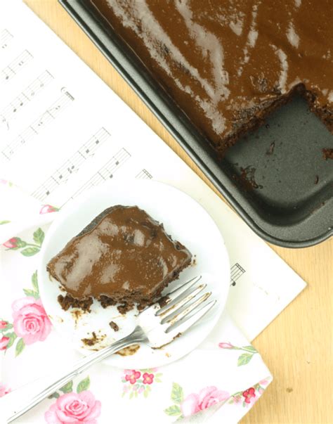 How many calories are in texas sheet cake - calories, carbs, nutrition