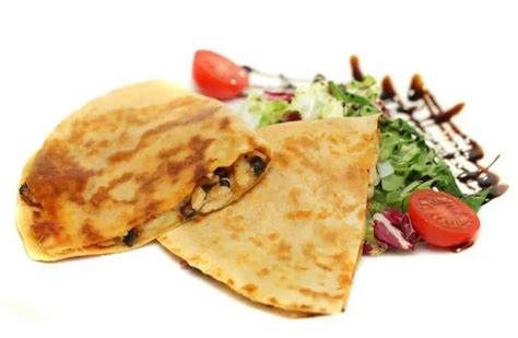 How many calories are in the arnot quesadilla - calories, carbs, nutrition