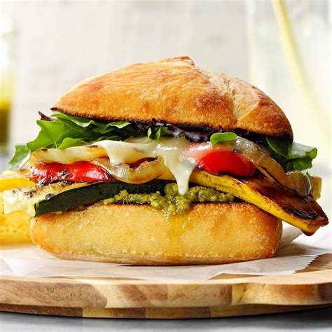 How many calories are in the hawk grilled vegetable sandwich - calories, carbs, nutrition