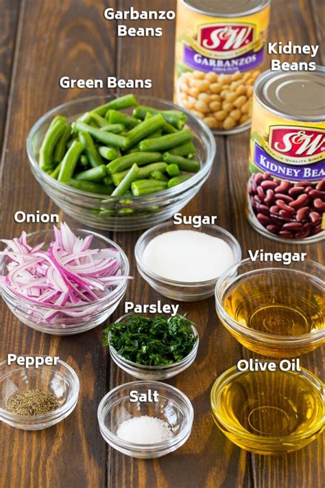 How many calories are in three bean salad with chicken - calories, carbs, nutrition