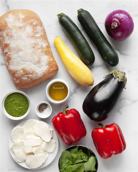 How many calories are in toasted veggie ciabatta with pesto - calories, carbs, nutrition