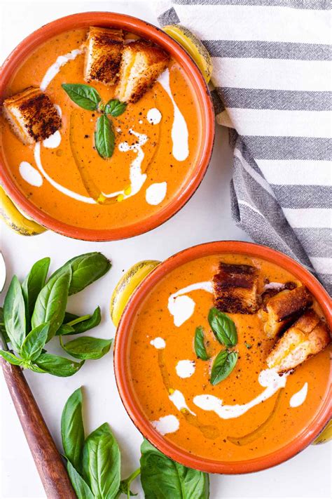 How many calories are in tomato basil bisque (62067.0) - calories, carbs, nutrition