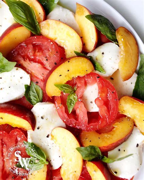 How many calories are in tomato peach salad - calories, carbs, nutrition