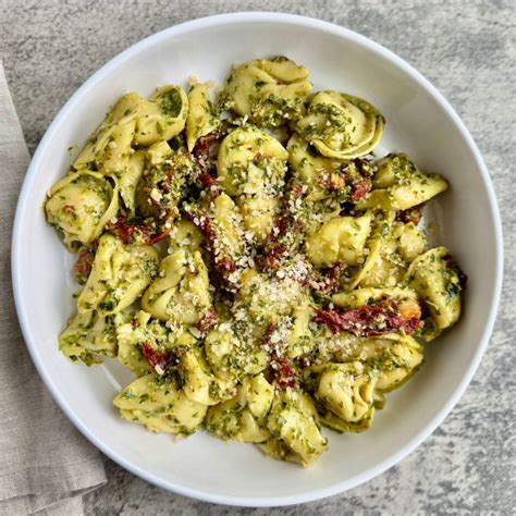 How many calories are in tortellini, pesto cream (bostwick) - calories, carbs, nutrition