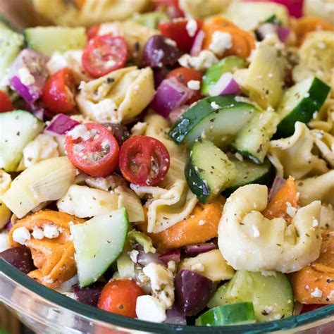 How many calories are in tortillini pasta salad - calories, carbs, nutrition