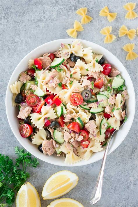 How many calories are in tuna layered pasta salad - calories, carbs, nutrition