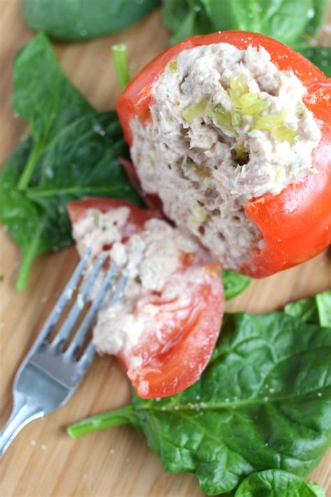 How many calories are in tuna salad stuffed tomato - calories, carbs, nutrition