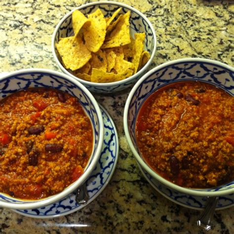 How many calories are in turkey and black bean chili - calories, carbs, nutrition