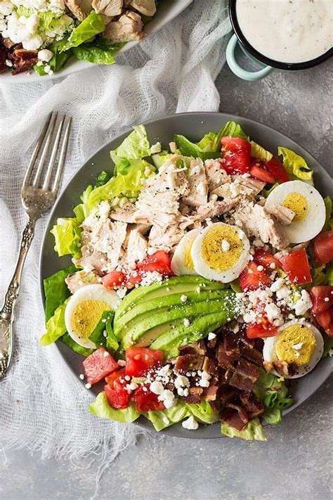 How many calories are in turkey and ham cobb salad - calories, carbs, nutrition