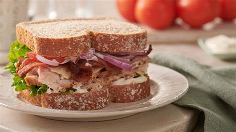 How many calories are in turkey bacon ranch ciabatta - calories, carbs, nutrition