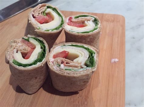 How many calories are in turkey cranberry club wrap - calories, carbs, nutrition