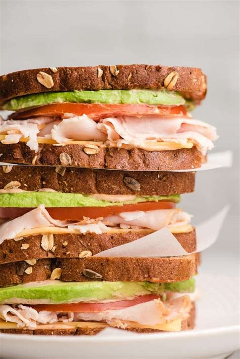 How many calories are in turkey guacamole sandwich - calories, carbs, nutrition