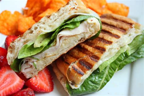 How many calories are in turkey pepper jack panini - calories, carbs, nutrition