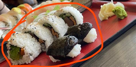 How many calories are in two shiitake mushroom summer rolls - calories, carbs, nutrition