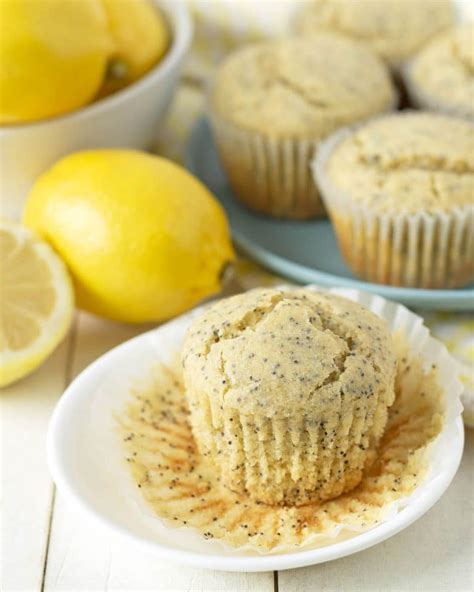 How many calories are in vegan lemon poppy seed muffins - calories, carbs, nutrition