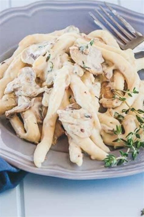 How many calories are in vegan mushroom alfredo- large - calories, carbs, nutrition