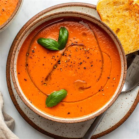 How many calories are in vegan tomato soup - calories, carbs, nutrition