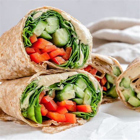 How many calories are in vegetable and hummus wrap - calories, carbs, nutrition