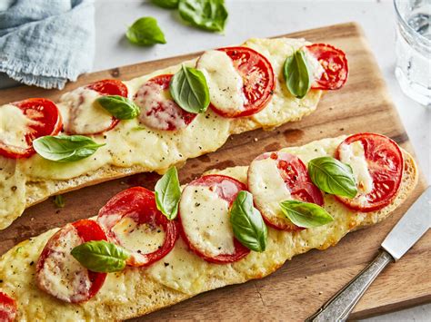 How many calories are in vegetable and mozzarella baguette (16340.1) - calories, carbs, nutrition