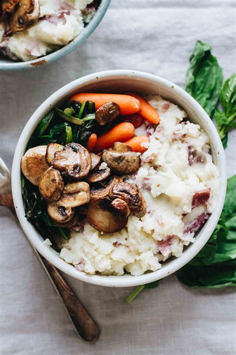 How many calories are in vegetable pesto mashed potato bowl (1) - calories, carbs, nutrition