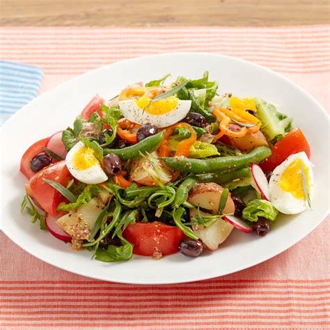 How many calories are in vegetable salad nicoise - calories, carbs, nutrition