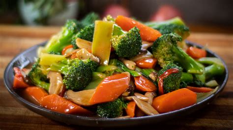 How many calories are in vegetable stir fry asian 6 oz - calories, carbs, nutrition