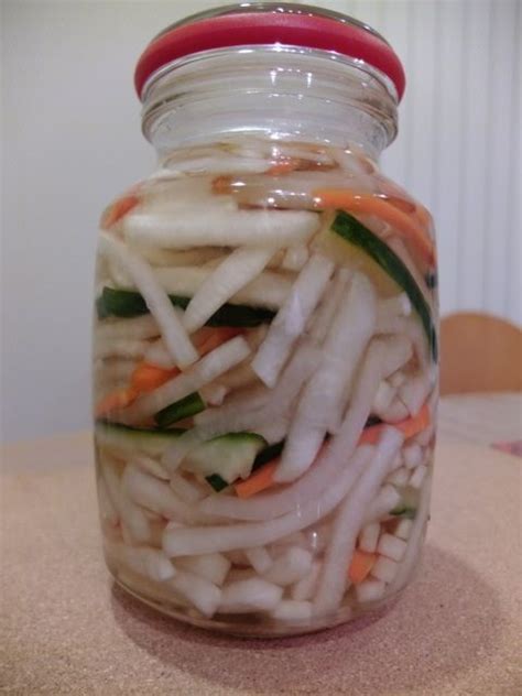 How many calories are in vegetables pickled carrots turnips cucumbers 3 oz - calories, carbs, nutrition