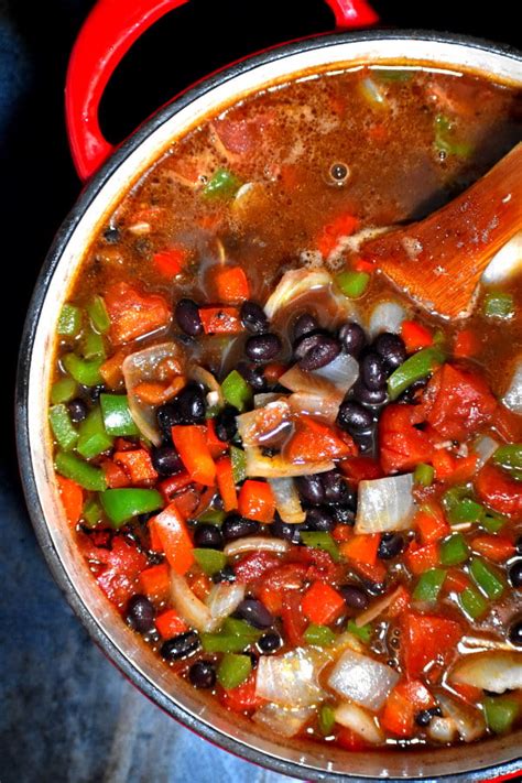 How many calories are in vegetarian black bean chili - calories, carbs, nutrition