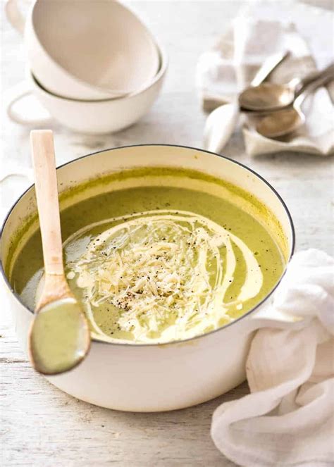 How many calories are in vegetarian cream of zucchini soup - calories, carbs, nutrition