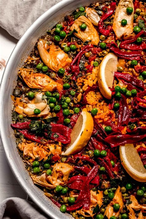 How many calories are in vegetarian paella - calories, carbs, nutrition