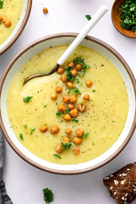 How many calories are in vegetarian potato leek soup - calories, carbs, nutrition