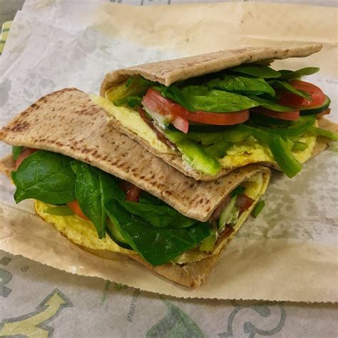 How many calories are in vegetarian sandwich on multi grain bread - calories, carbs, nutrition