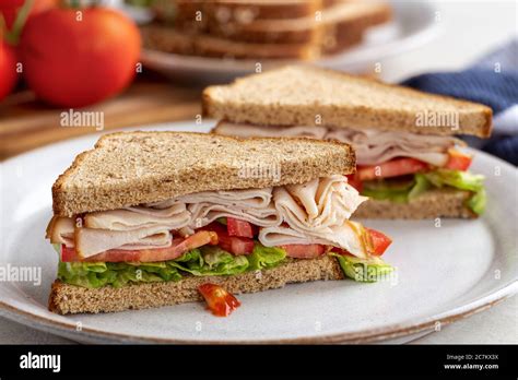 How many calories are in veggie sandwich on whole grain wheat - calories, carbs, nutrition