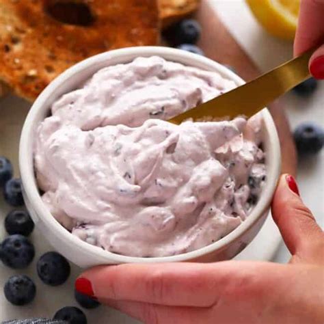 How many calories are in very berry cream cheese dip - calories, carbs, nutrition