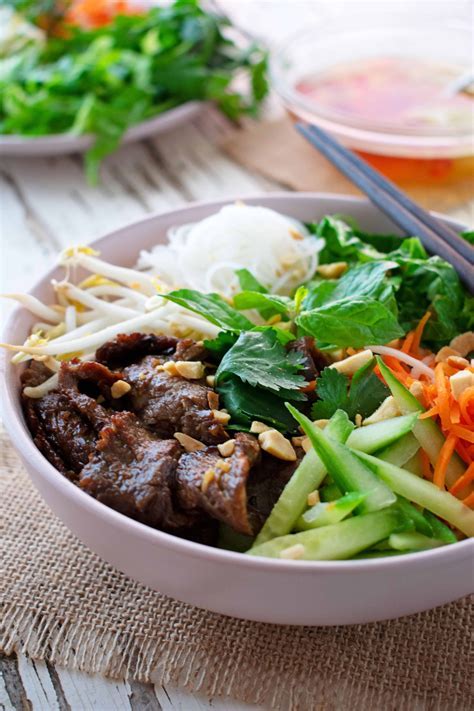 How many calories are in vietnamese pork for pho bowl - calories, carbs, nutrition