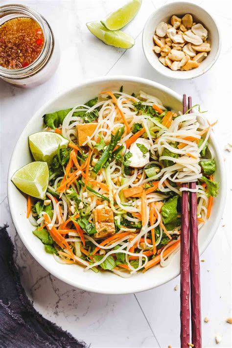 How many calories are in vietnamese tofu salad - calories, carbs, nutrition