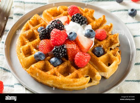 How many calories are in waffles with apple compote, whipped cream, candied walnuts, and maple syrup - calories, carbs, nutrition