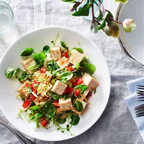 How many calories are in watercress and tofu salad - calories, carbs, nutrition