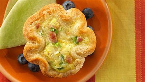 How many calories are in western breakfast biscuit quiche - calories, carbs, nutrition