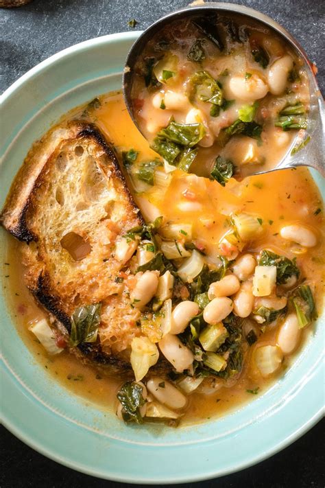 How many calories are in white bean and escarole soup - calories, carbs, nutrition