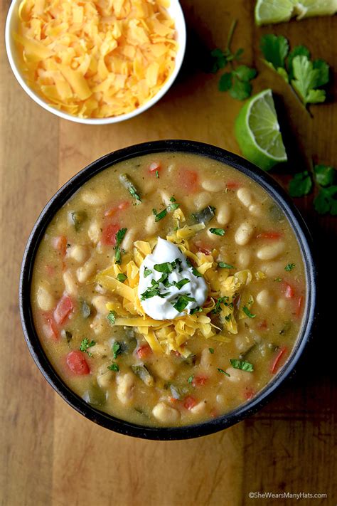 How many calories are in white bean chili - calories, carbs, nutrition