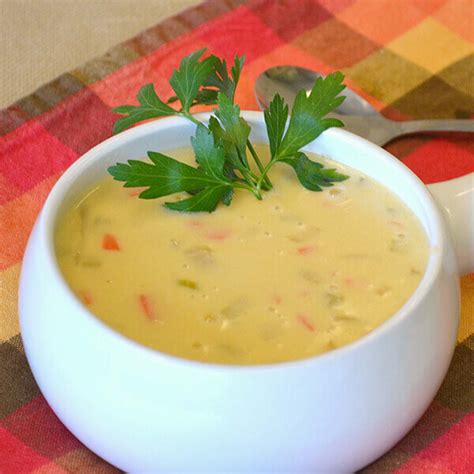 How many calories are in wisconsin cheese soup 12 oz - calories, carbs, nutrition